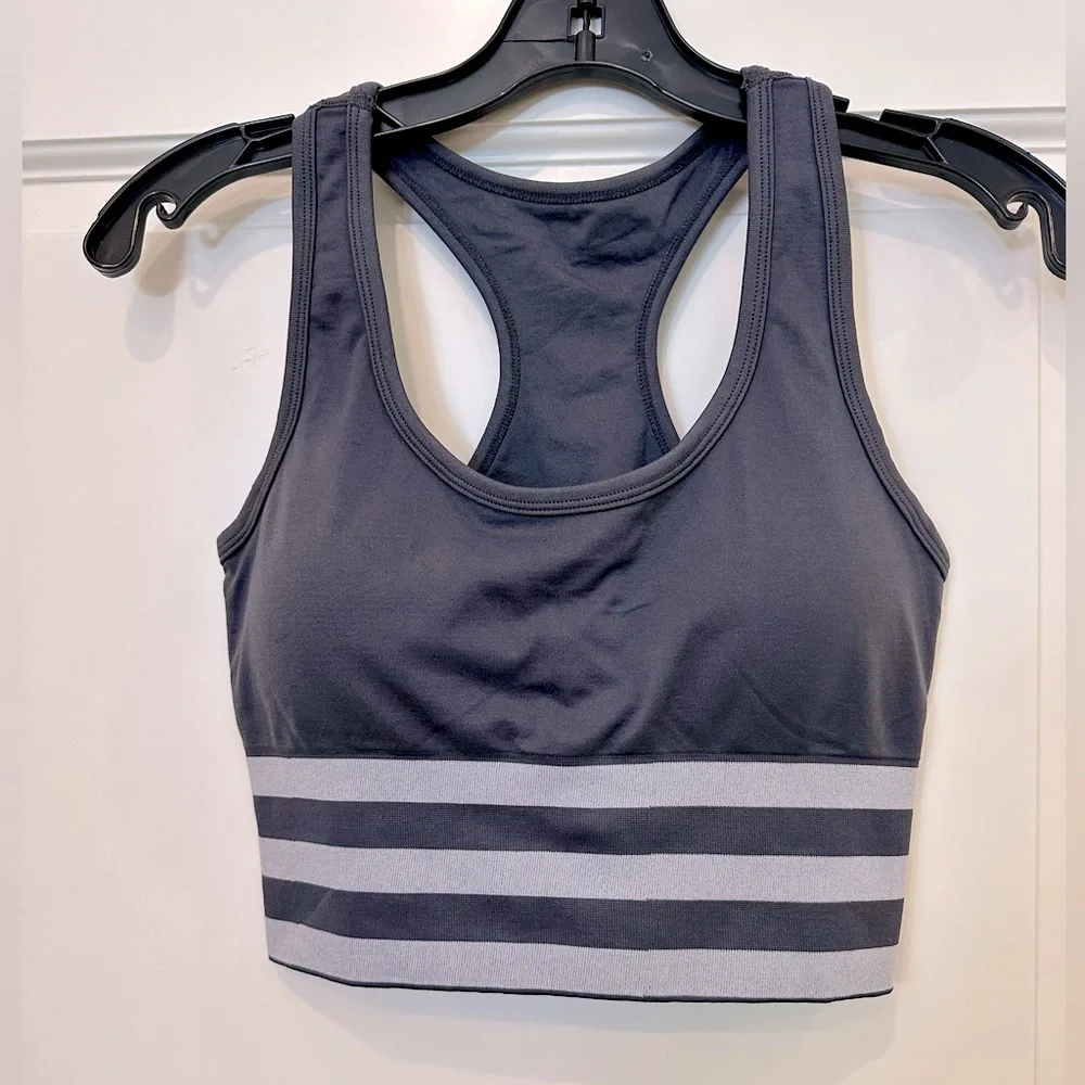 Striped gray fitness set legging and top - Picture 2 of 6